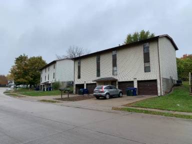 Main picture of 3920 W 13th St