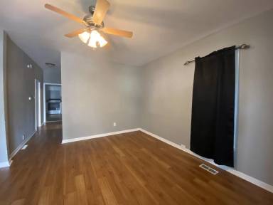 Main picture of 908 West St