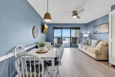 Main picture of 7500 N Ocean Blvd