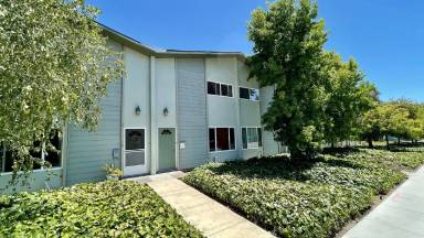 Main picture of 1129 Laurel Ln