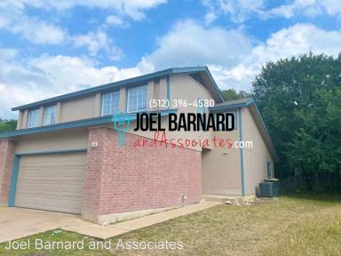 Main picture of 104 - 106 Crest Dr