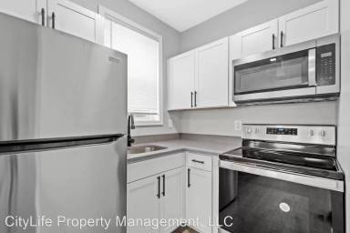 Main picture of 13 Howard St