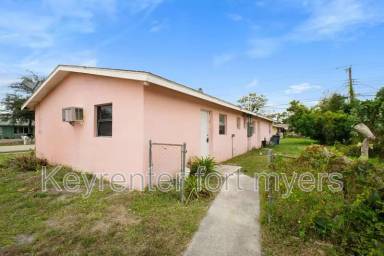 Main picture of 1604 Oak Dr