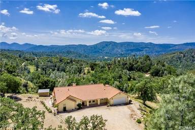 Main picture of 76334 Bryson Hesperia Rd