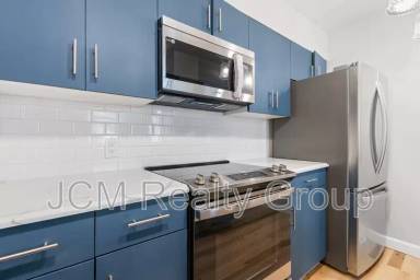 Main picture of 15 Ocean Ave