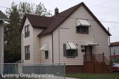 Main picture of 5224 25th Ave