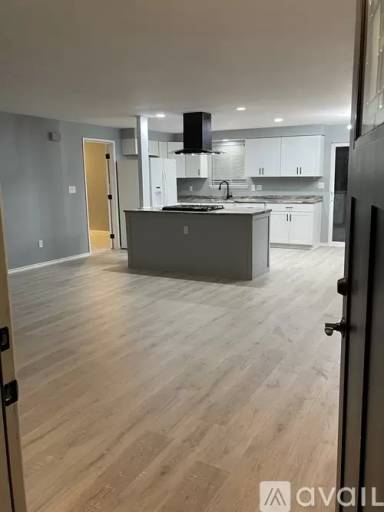 Main picture of 6330 Neylon Dr SW