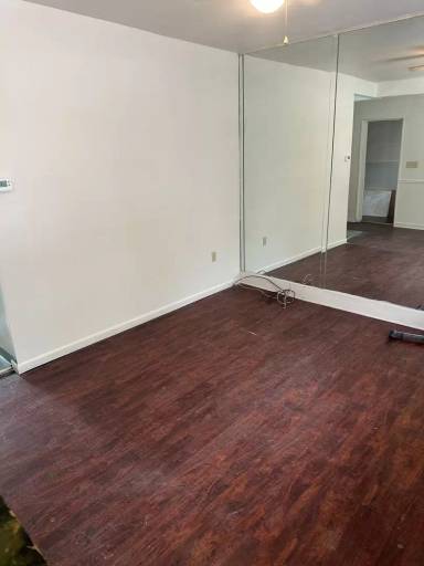 Main picture of 2531 S 18th St