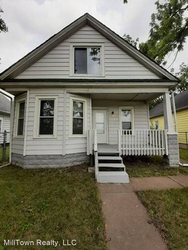 Main picture of 923 15th Ave