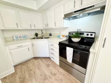 Main picture of 7630 Milton Ave