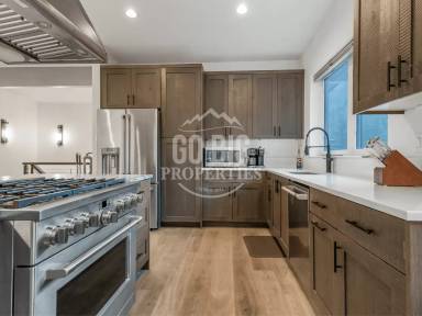 Main picture of 55192 Gallatin Rd
