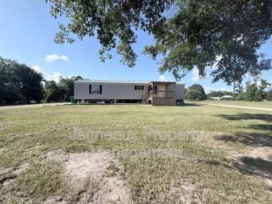 Main picture of 840 Sim Portie Rd