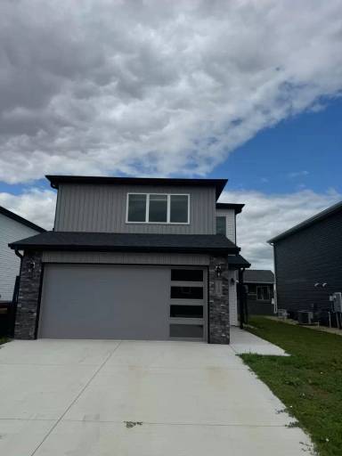 Main picture of 110 Marshall Loop