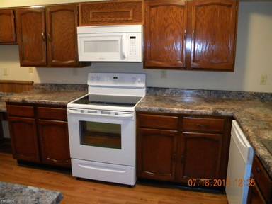 Main picture of 511 E 3rd St