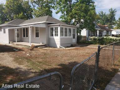 Main picture of 125 Meade St