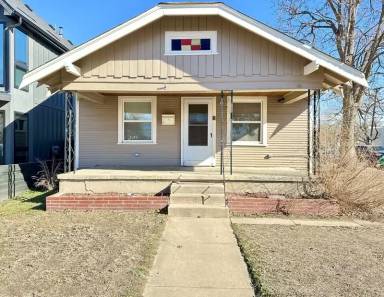 Main picture of 2798 S Acoma St