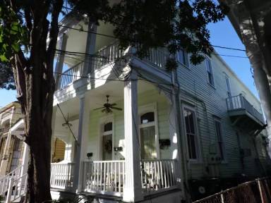 Main picture of 232 Bermuda St