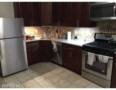 Main picture of 259 E St