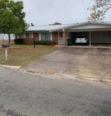 Main picture of 619 Cottonwood Dr