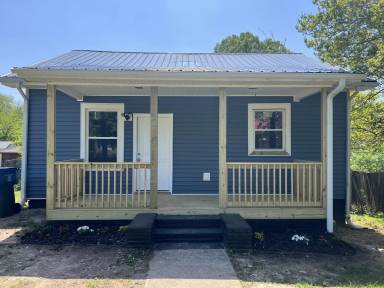 Main picture of 707 Piedmont Way