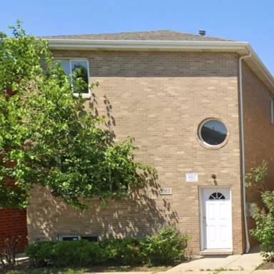 Main picture of 3162 S Throop St