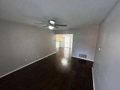 Main picture of 6730 Pear Tree