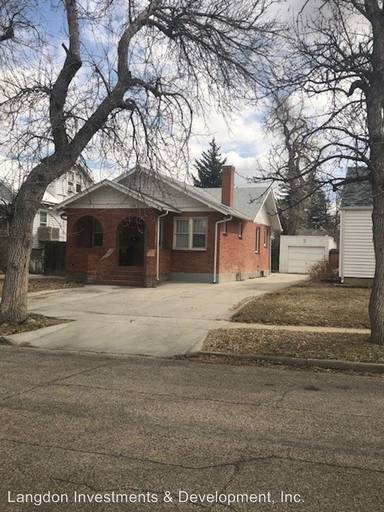 Main picture of 1513 S Cedar St
