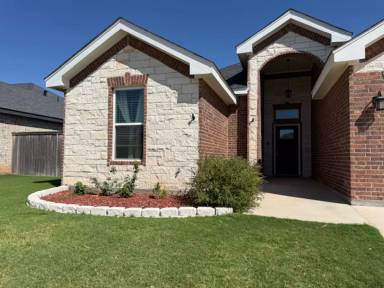 Main picture of 310 Evening Shade Ln