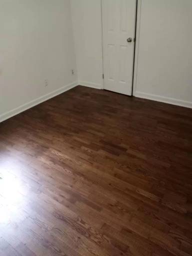 Main picture of 933 N Prospect Ave