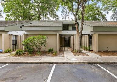 Main picture of Woodside Villas