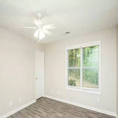 Main picture of 892 Steeple Chase Dr