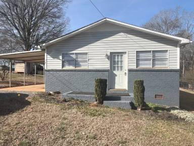 Main picture of 1797 Killian Ave