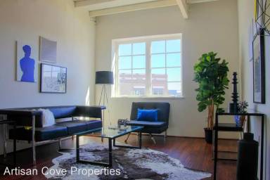 Main picture of 961 Marina Way S