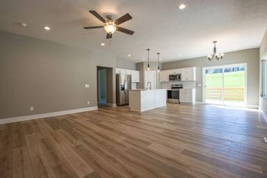 Main picture of 358 N Allen St