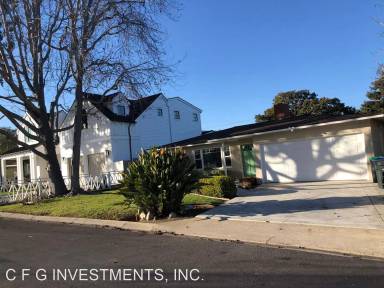 Main picture of 629 Saint James Rd