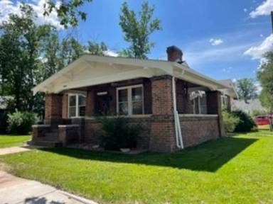 Main picture of 1323 W 31st St