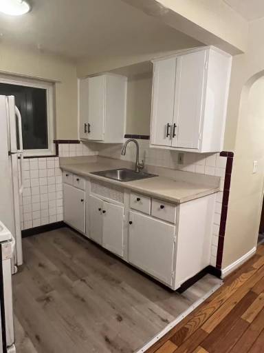 Main picture of 6317 Girard Ave