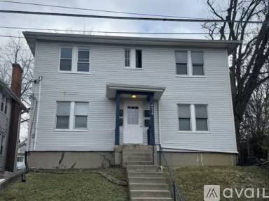 Main picture of 4210 Lowry Ave