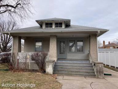 Main picture of 312 S Sycamore St