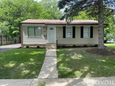 Main picture of 40 Briar Ln