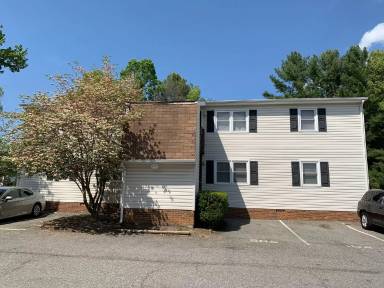 Main picture of 101 Moss Creek Dr