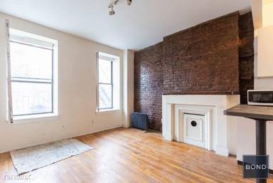 Main picture of 348 W 47th St