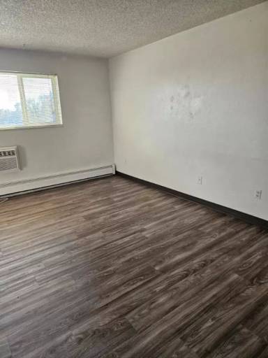 Main picture of 2223 8th Ave