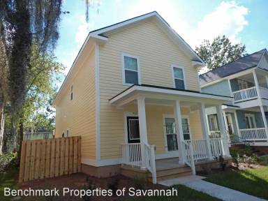 Main picture of 723 E Henry St