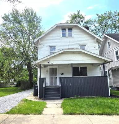 Main picture of 742 Excelsior Ave