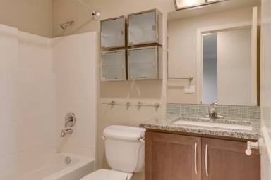 Main picture of 3045 20th Ave W