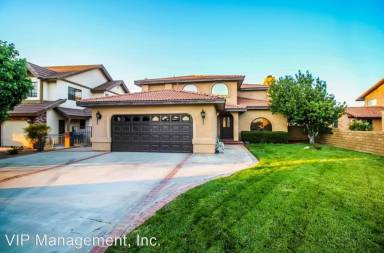 Main picture of 13555 Pyramid Dr