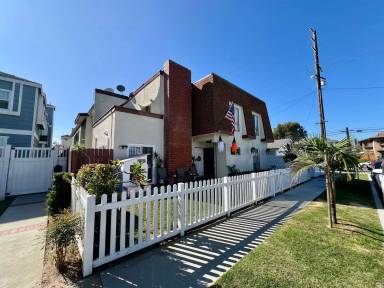 Main picture of 204 Rochester Ave