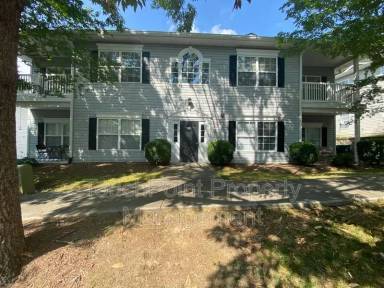 Main picture of 21232 Hickory St