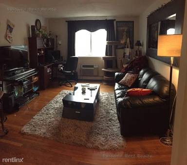 Main picture of 440 Washington St